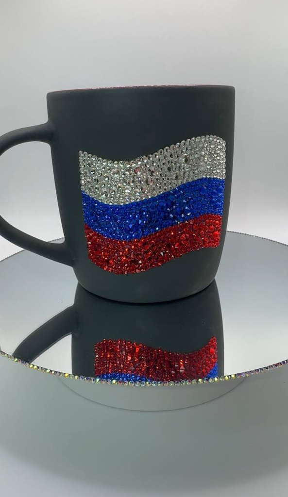 Что сделать из страз своими руками