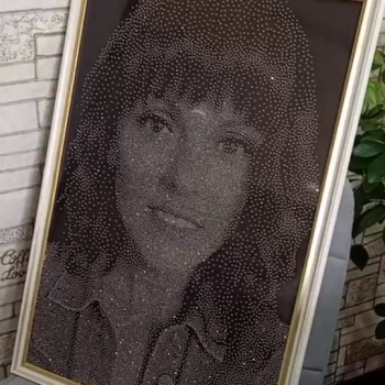 Как сделать портрет из страз