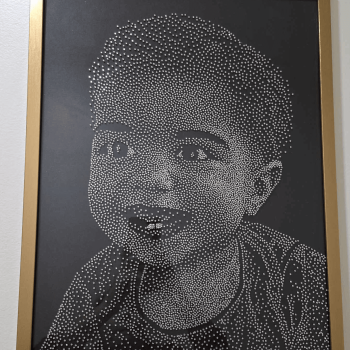 нашла себя в инкрустации стразами