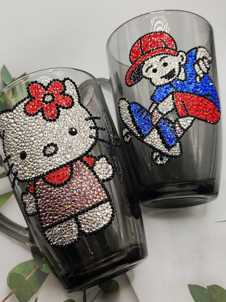 стразы «падают»