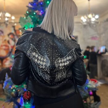 Куртка со стразами